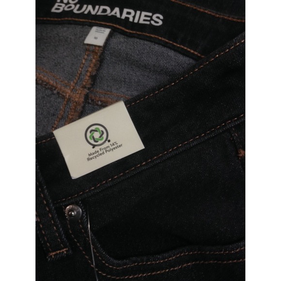 NWT No Boundaries Black Bootcut Mid-Rise Jeans Size 10 With Tags - Picture 10 of 15